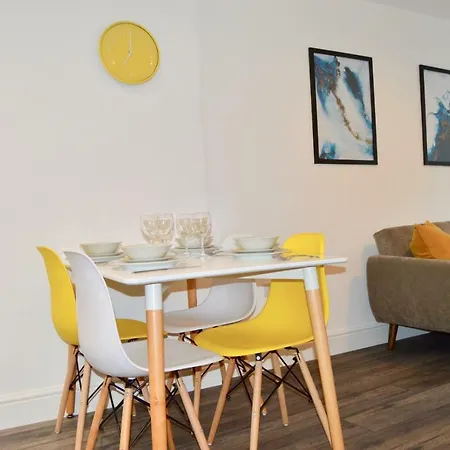 Kiwi 31: Central City Apartment for Work or Leisure Sheffield Exterior photo